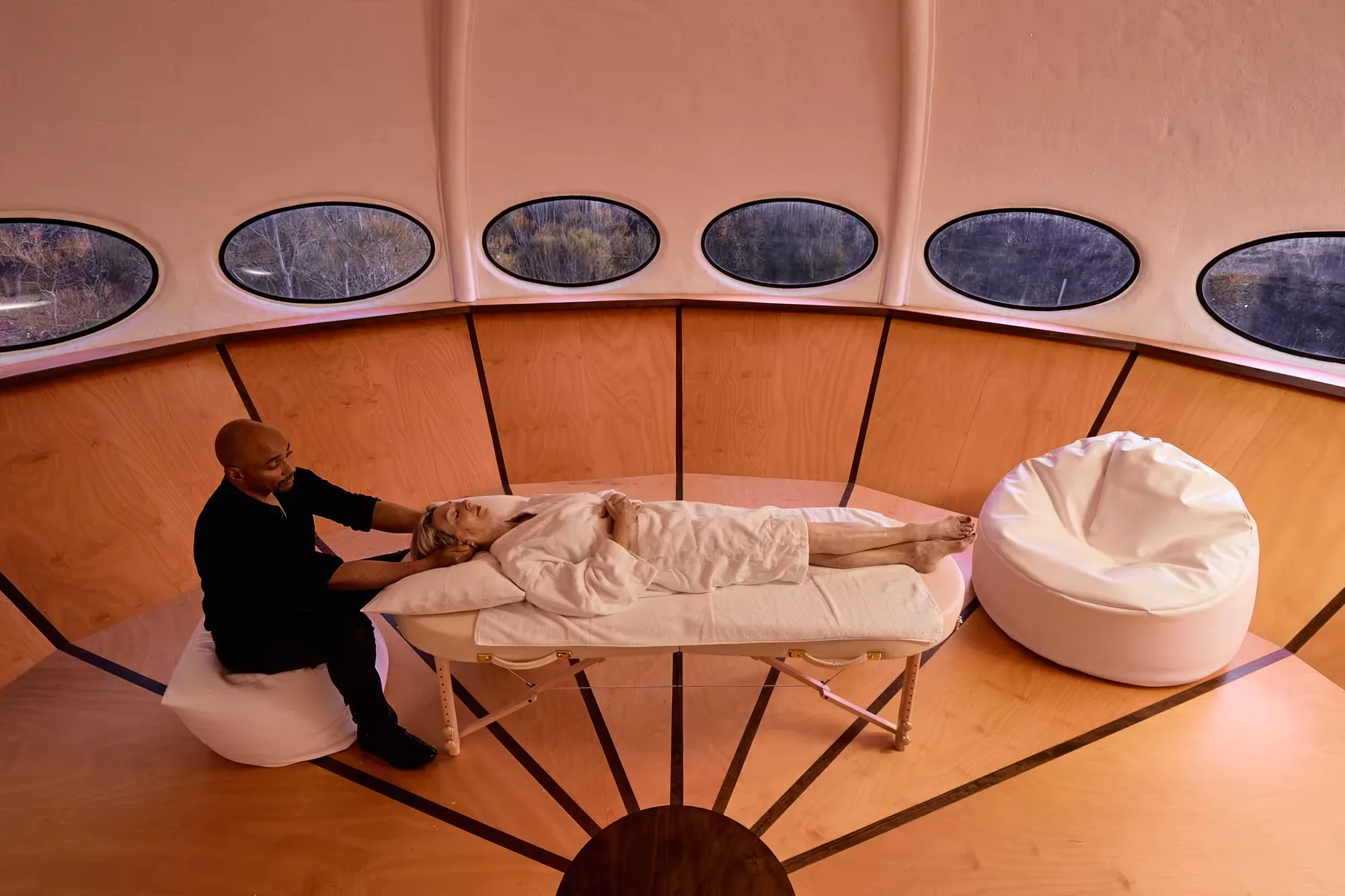 A massage underway inside the Futuro